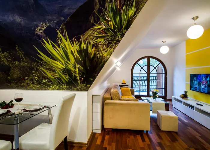 Katmandu * زاكوباني